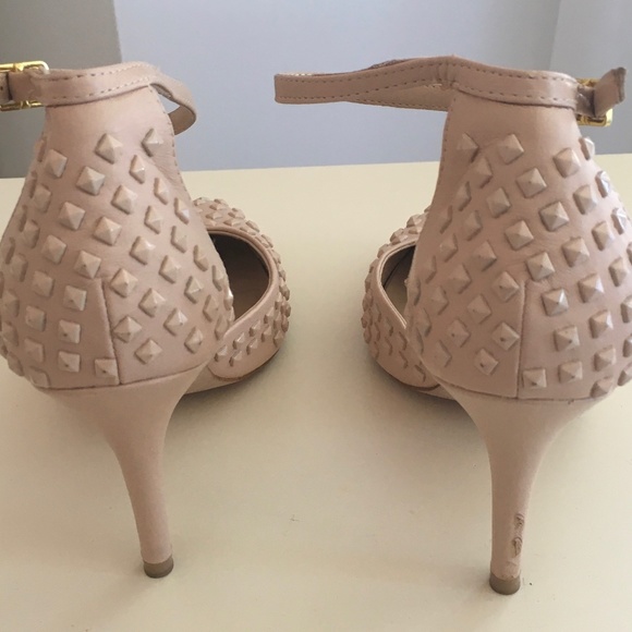 STUDDED HEELS - Picture 3 of 4
